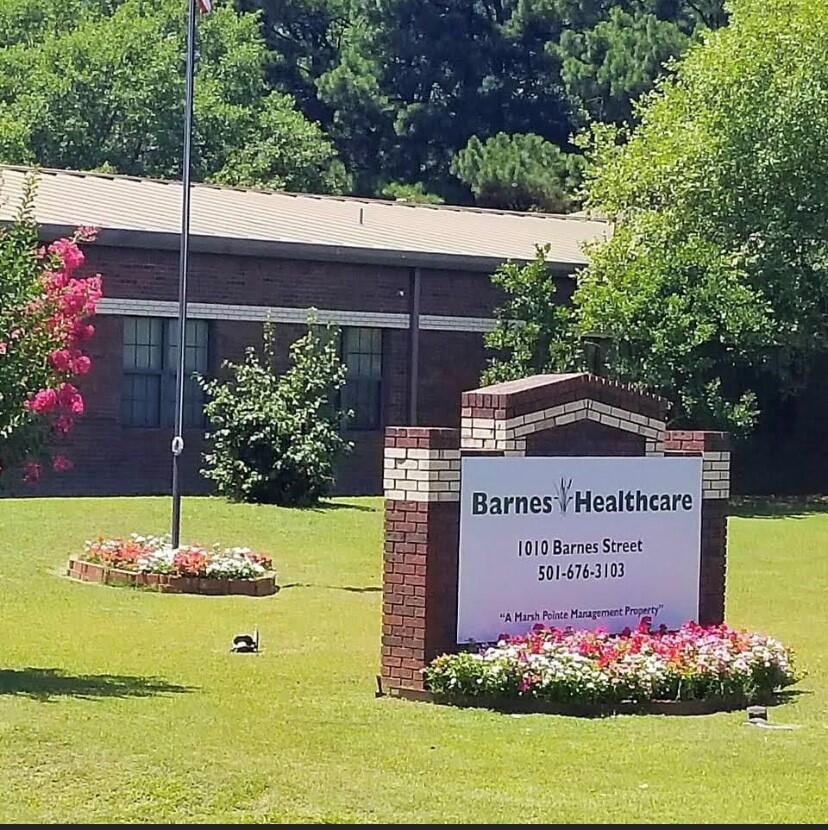 Barnes Healthcare entrance sign and building in Lonoke, Arkansas